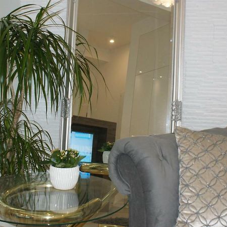 Lovely Apartment- Poznanska 16 Варшава Екстериор снимка